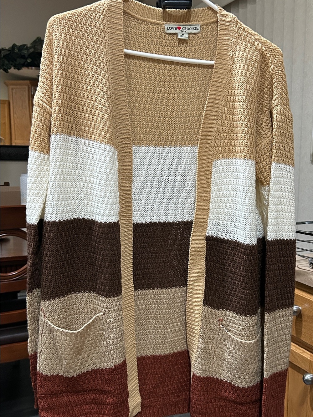 CHNGE Colorblock Open-Front Cardigan in Tan, White, Brown, Rust